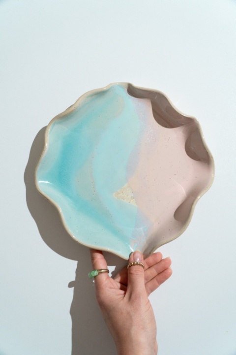 OYSTER CALIFORNIA. medium