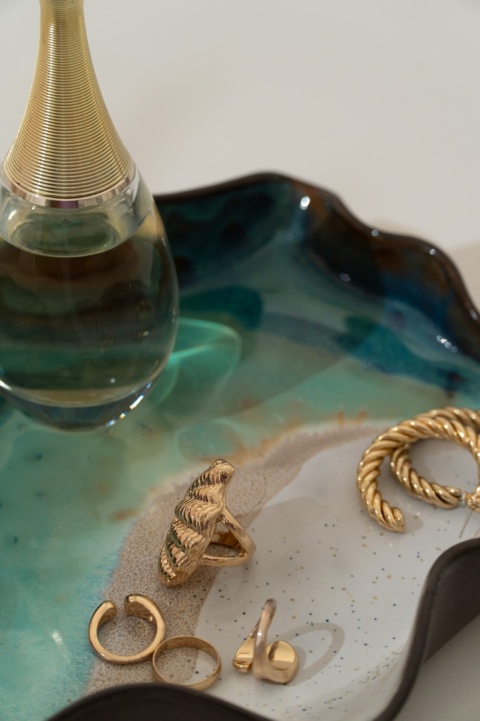 OYSTER HAWAII. medium