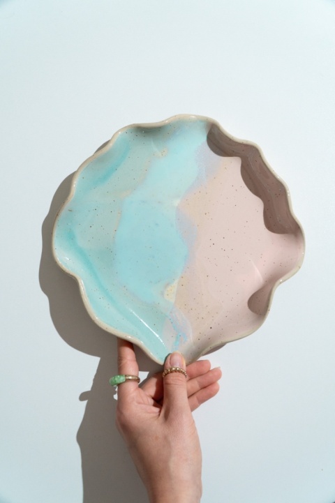 OYSTER CALIFORNIA. medium