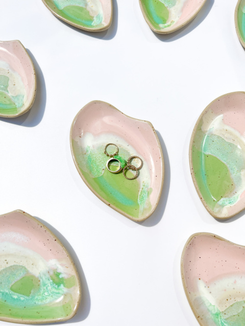 Small Platter WAVE UNICORN